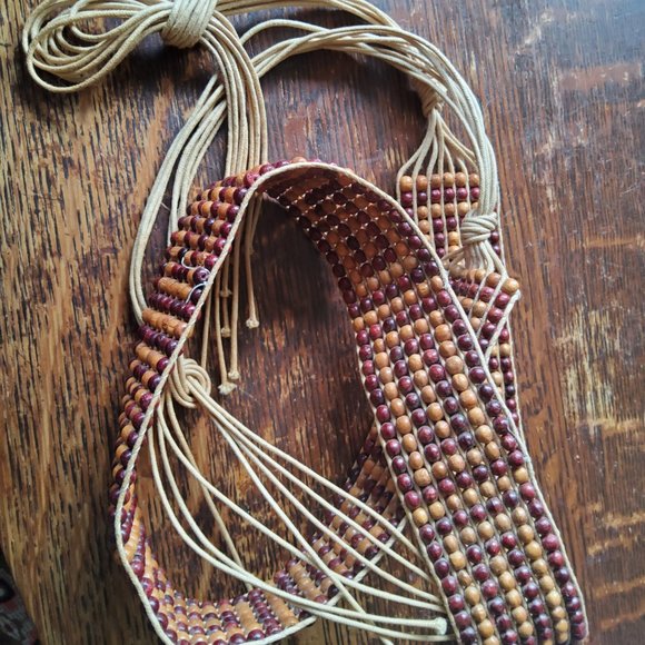 Vintage wooden beaded macrame unisex belt perfect shape  28 in long - Picture 2 of 8